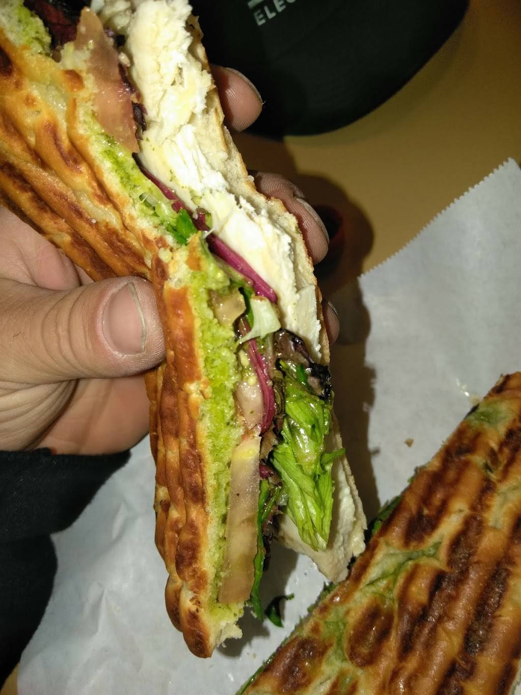 Wienerschnitzel | restaurant | 37119 Fremont Blvd, Fremont, CA 94536, USA | 5107948466 OR +1 510-794-8466