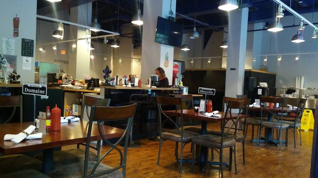 Reginas Cajun Kitchen | restaurant | 60 N Main St, Memphis, TN 38103, USA | 9017300384 OR +1 901-730-0384