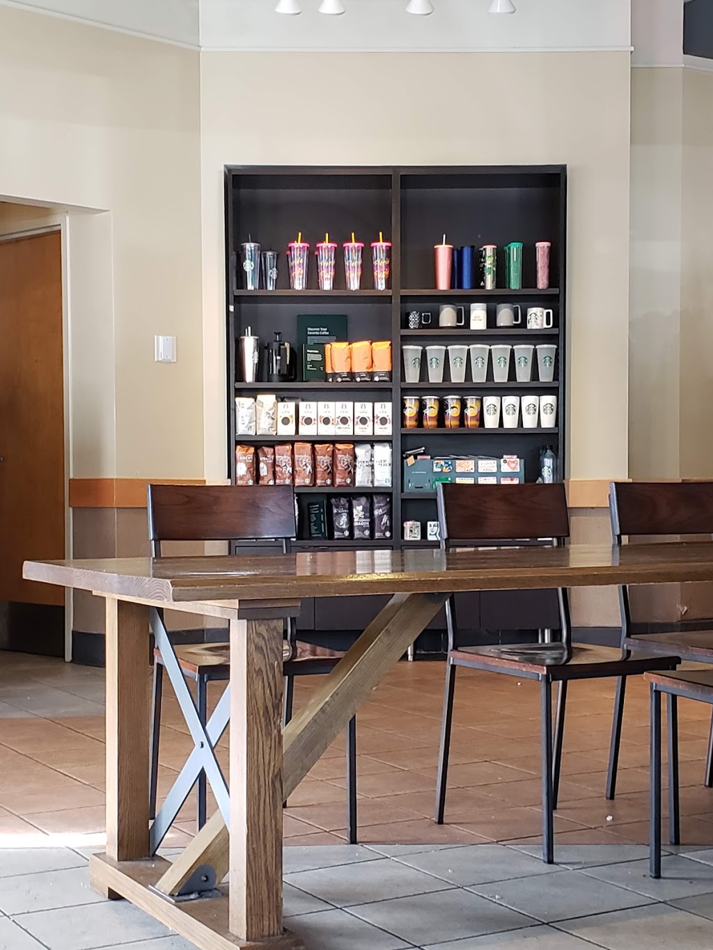 Starbucks | cafe | 7775 Glades Rd #300, Boca Raton, FL 33434, USA | 5614704882 OR +1 561-470-4882