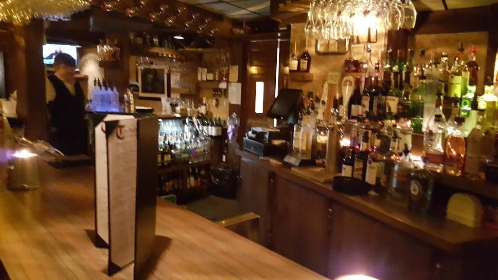 The English Inn | restaurant | 3713 WI-42, Fish Creek, WI 54212, USA | 9208683076 OR +1 920-868-3076