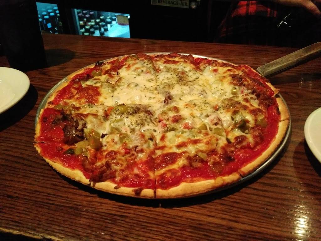 DAgostinos Pizza and Pub River West | restaurant | 752 N Ogden Ave, Chicago, IL 60642, USA | 3128503247 OR +1 312-850-3247