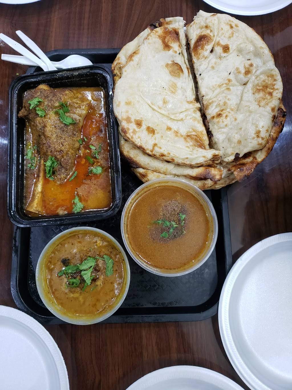 Hot Plate | restaurant | 69 Dundas St W, Mississauga, ON L5B 1H7, Canada | 9058484100 OR +1 905-848-4100