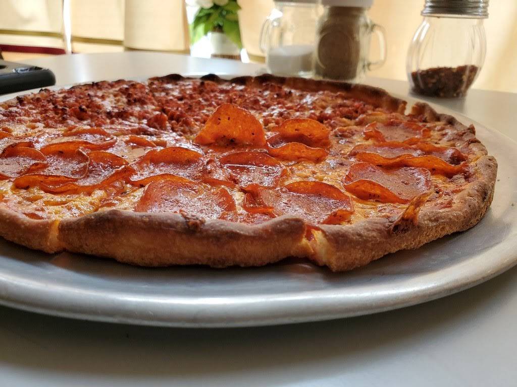 Rays Pizza | restaurant | 2186 Acushnet Ave, New Bedford, MA 02745, USA | 5089983636 OR +1 508-998-3636