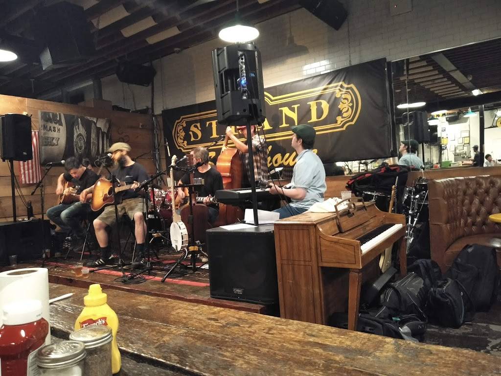 The Strand Smokehouse | restaurant | 25-27 Broadway, Queens, NY 11106, USA | 7184403231 OR +1 718-440-3231