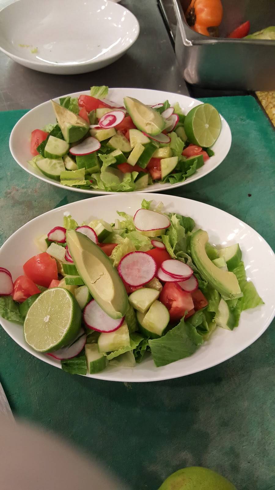 Lyon Hall | restaurant | 3100 Washington Blvd, Arlington, VA 22201, USA | 7037417636 OR +1 703-741-7636