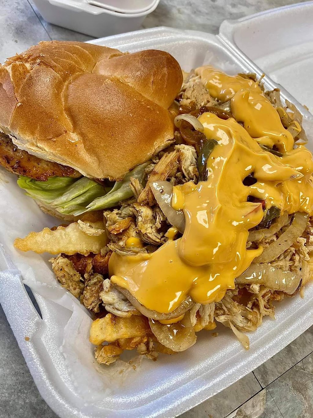 Grill Kingz | restaurant | 447 North St, Rochester, NY 14605, USA | 5852813593 OR +1 585-281-3593