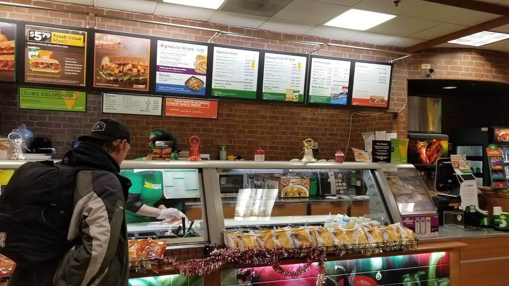Subway | meal takeaway | 10643 NE Sandy Blvd Suite D, Portland, OR 97220, USA | 5032510400 OR +1 503-251-0400