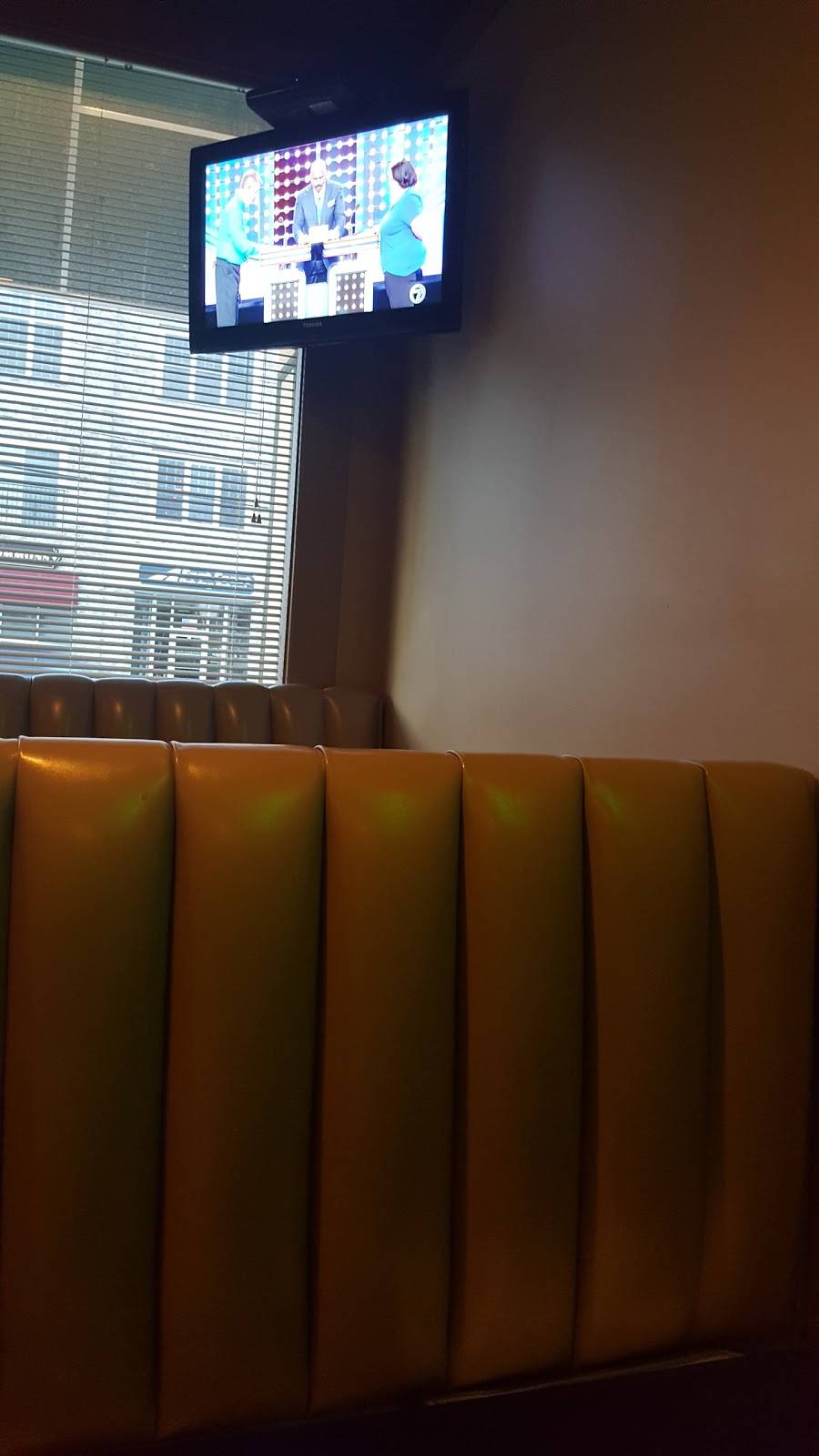 Hang Tai Chinese Cuisine | restaurant | 28 East Central Street, Franklin, MA 02038, USA | 5085208828 OR +1 508-520-8828