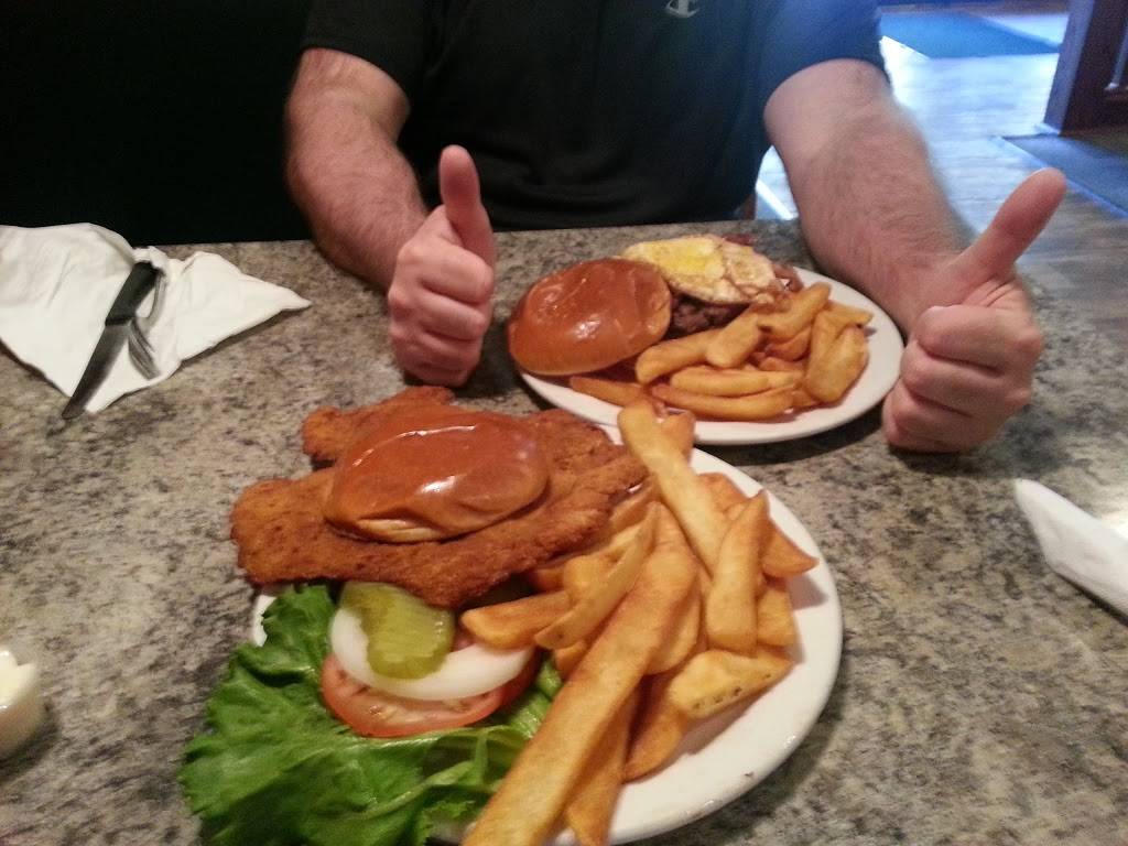 Johnny Vs Sports Pub | restaurant | 58 N Main St, Frankfort, IN 46041, USA | 7656544702 OR +1 765-654-4702