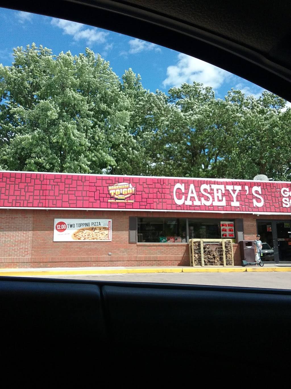 Caseys | restaurant | 5321 Wyoming Trail, Wyoming, MN 55092, USA | 6514628262 OR +1 651-462-8262