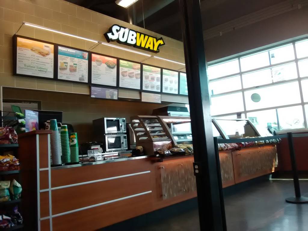 Restaurant SUBWAY | restaurant | 14 Rue Sainte Anne (Route 138 Halte 174 Service Area, Yamachiche, QC G0X 3L0, Canada | 8192285620 OR +1 819-228-5620