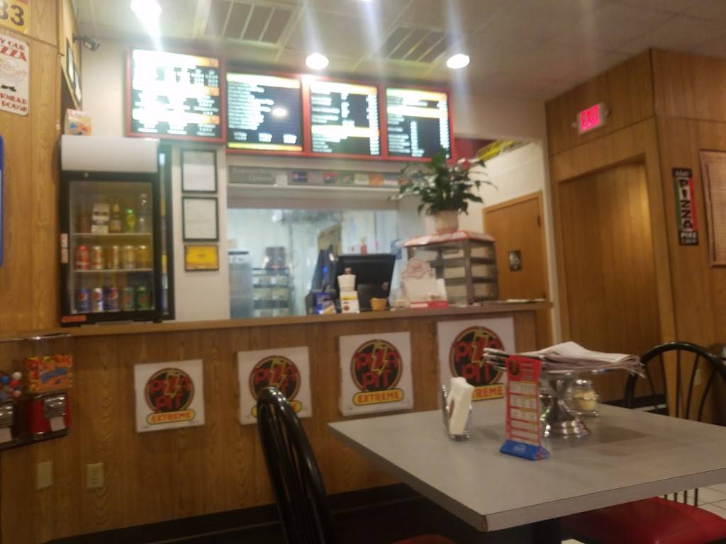 Pizza Pit | meal delivery | W7655 Co Rd V, Lake Mills, WI 53551, USA | 9206484333 OR +1 920-648-4333