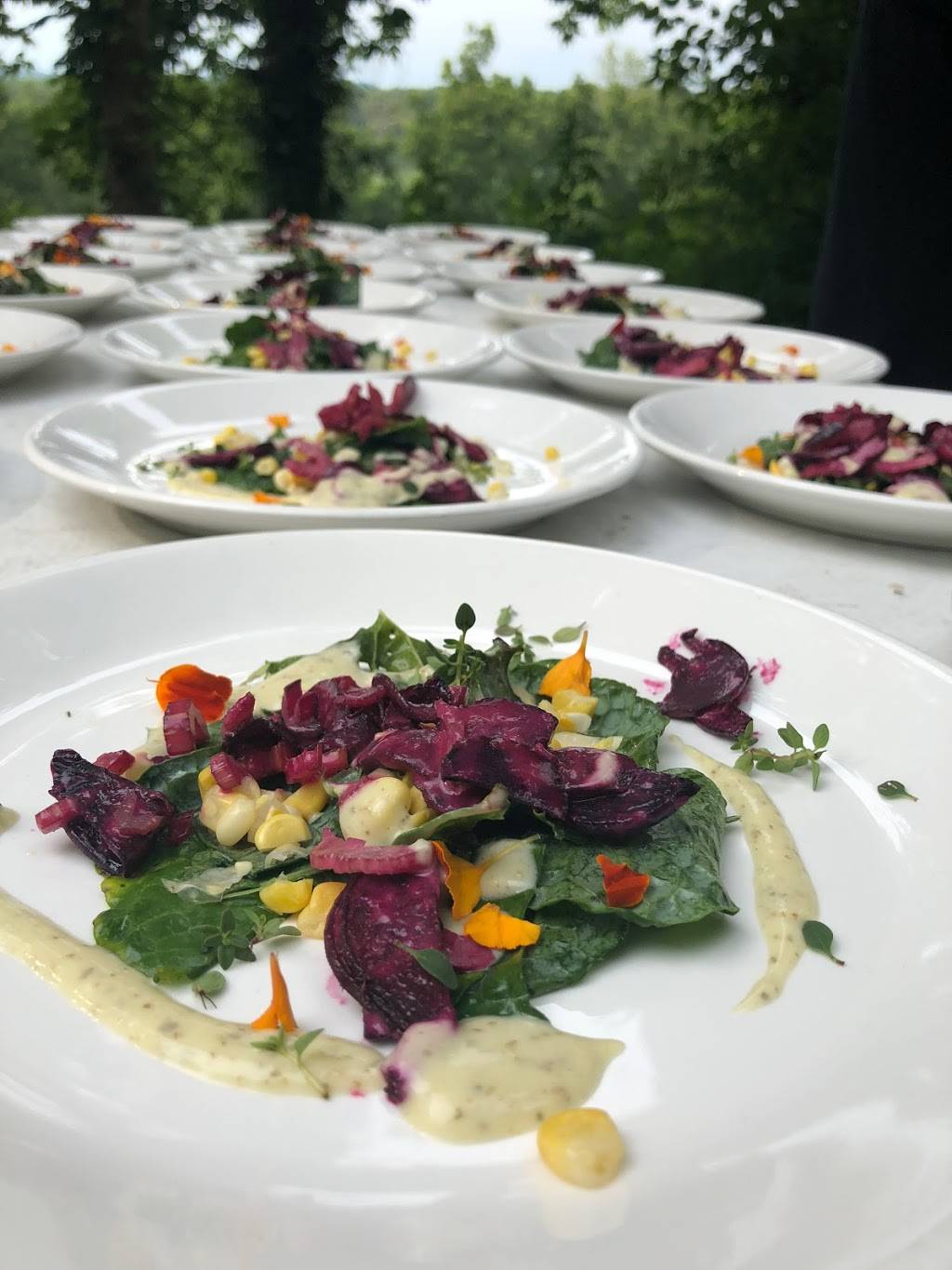 Bouquet Restaurant | restaurant | 519 Main St, Covington, KY 41011, USA | 8594917777 OR +1 859-491-7777