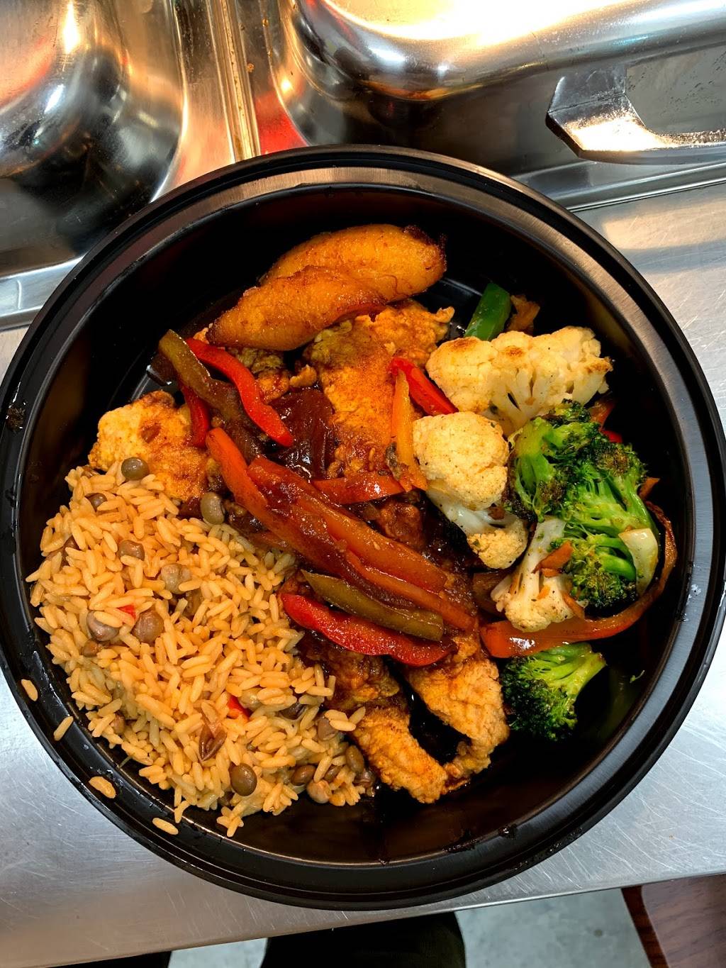 Downtown Caribbean Eats | restaurant | 4 Branford Pl, Newark, NJ 07102, USA | 9736222918 OR +1 973-622-2918