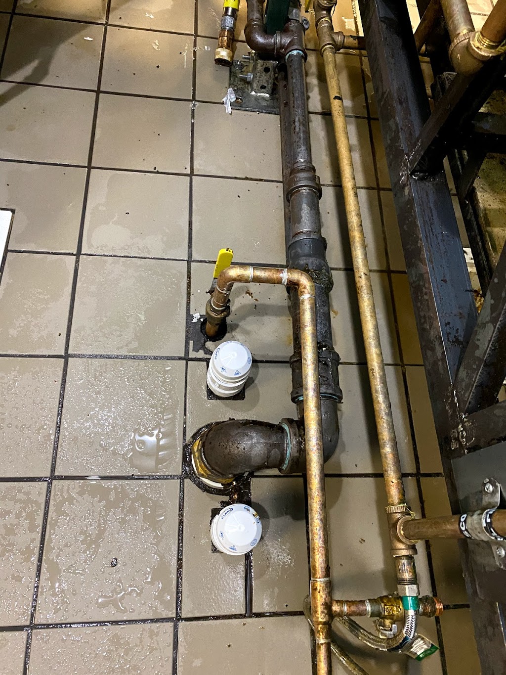 A2 Exhaust Hood Service | restaurant | 1319 Red Leaf Ln, Ypsilanti, MI 48198, USA | 7346358801 OR +1 734-635-8801