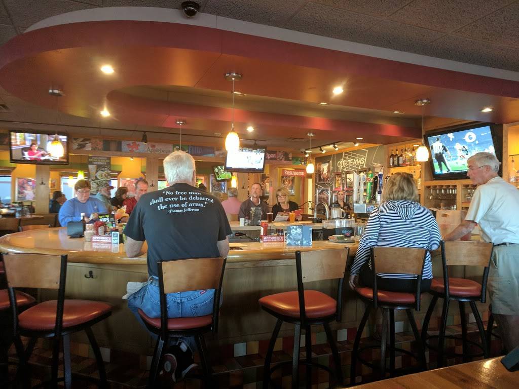 Applebees Grill + Bar | restaurant | 1792 N State St, Greenfield, IN 46140, USA | 3174623004 OR +1 317-462-3004