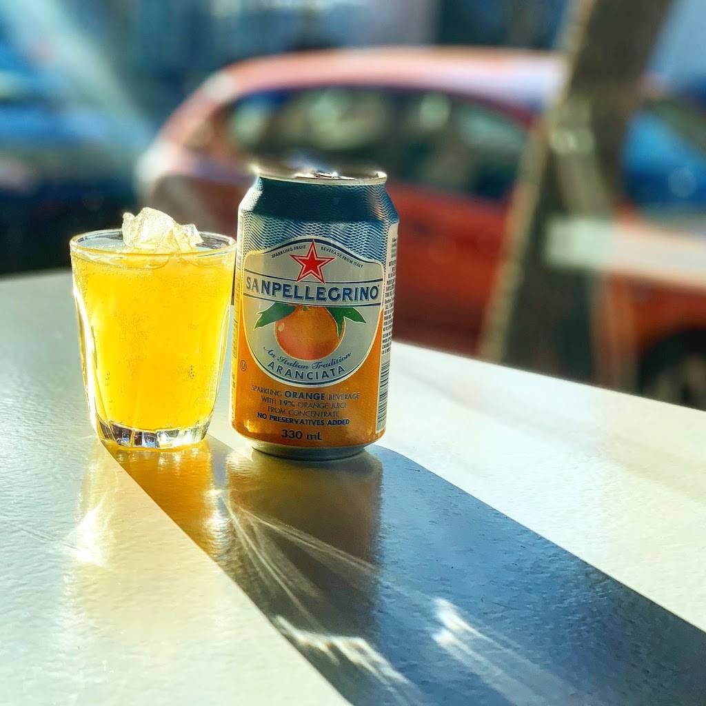 Cafe via Berri | restaurant | 426 Rue Faillon E, Montréal, QC H2R 1L4, Canada | 5145433542 OR +1 514-543-3542