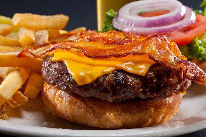 Legends Grille | restaurant | 9969 Jefferson Davis Hwy, Fredericksburg, VA 22407, USA | 5408342443 OR +1 540-834-2443