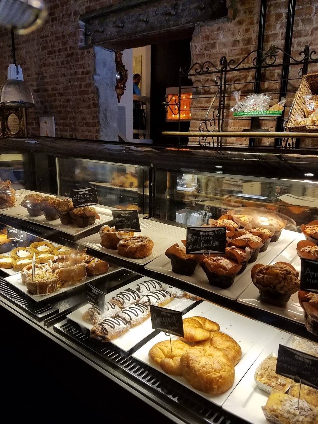 Hamiltons Bakery | bakery | 3570 Broadway, New York, NY 10031, USA | 6467558385 OR +1 646-755-8385
