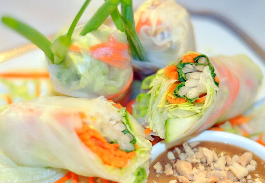 Veranda Thai Cuisine | restaurant | 9 Veranda St, Portland, ME 04103, USA | 2078740045 OR +1 207-874-0045