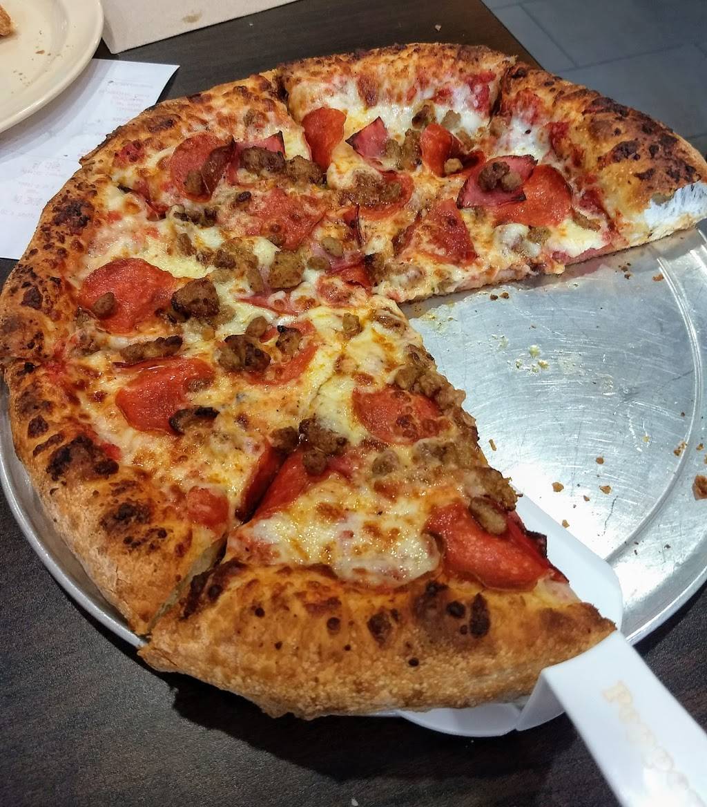 Pepperonis | restaurant | 8502 S Main St, Houston, TX 77025, USA | 7136645353 OR +1 713-664-5353