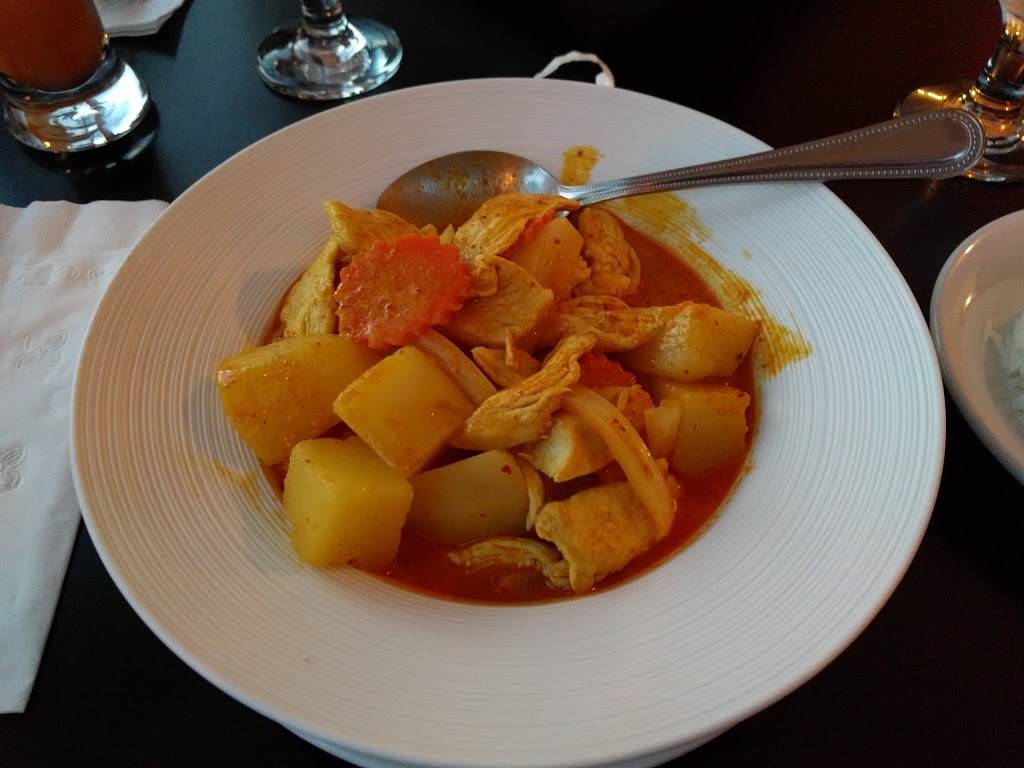 Sopah Thai Kitchen | restaurant | 11 Cedar Swamp Rd, Glen Cove, NY 11542, USA | 5169453688 OR +1 516-945-3688