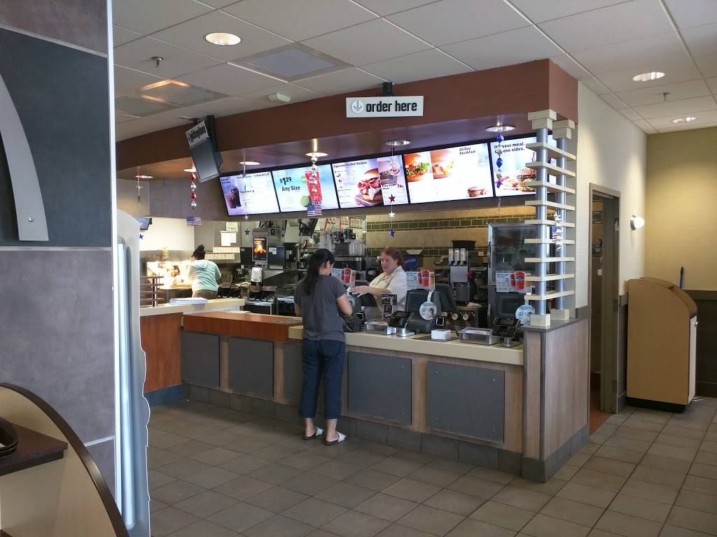 McDonalds | cafe | 925 SW 134th St, Oklahoma City, OK 73170, USA | 4056921333 OR +1 405-692-1333