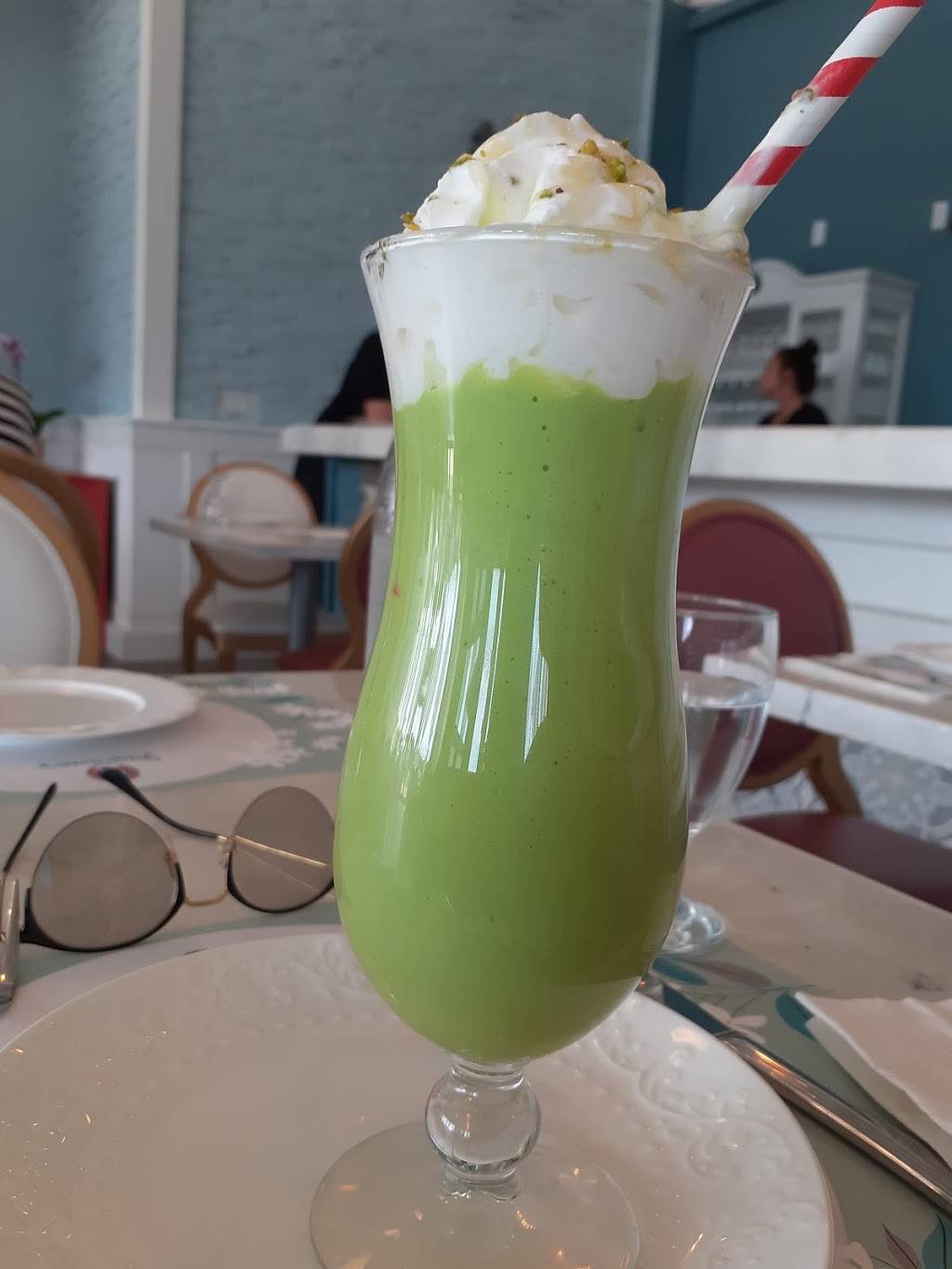 Yasmines Restaurant | restaurant | 1737 Richmond St #102, London, ON N5X 3Y2, Canada | 5192045000 OR +1 519-204-5000