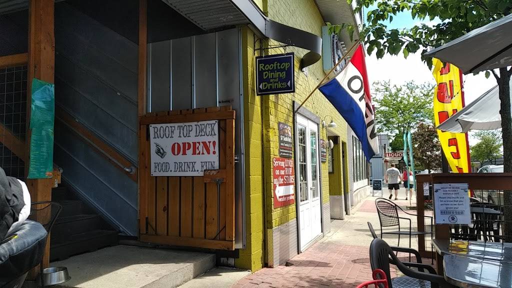 Blu Moon | restaurant | 125 S James St, Ludington, MI 49431, USA | 2318432001 OR +1 231-843-2001