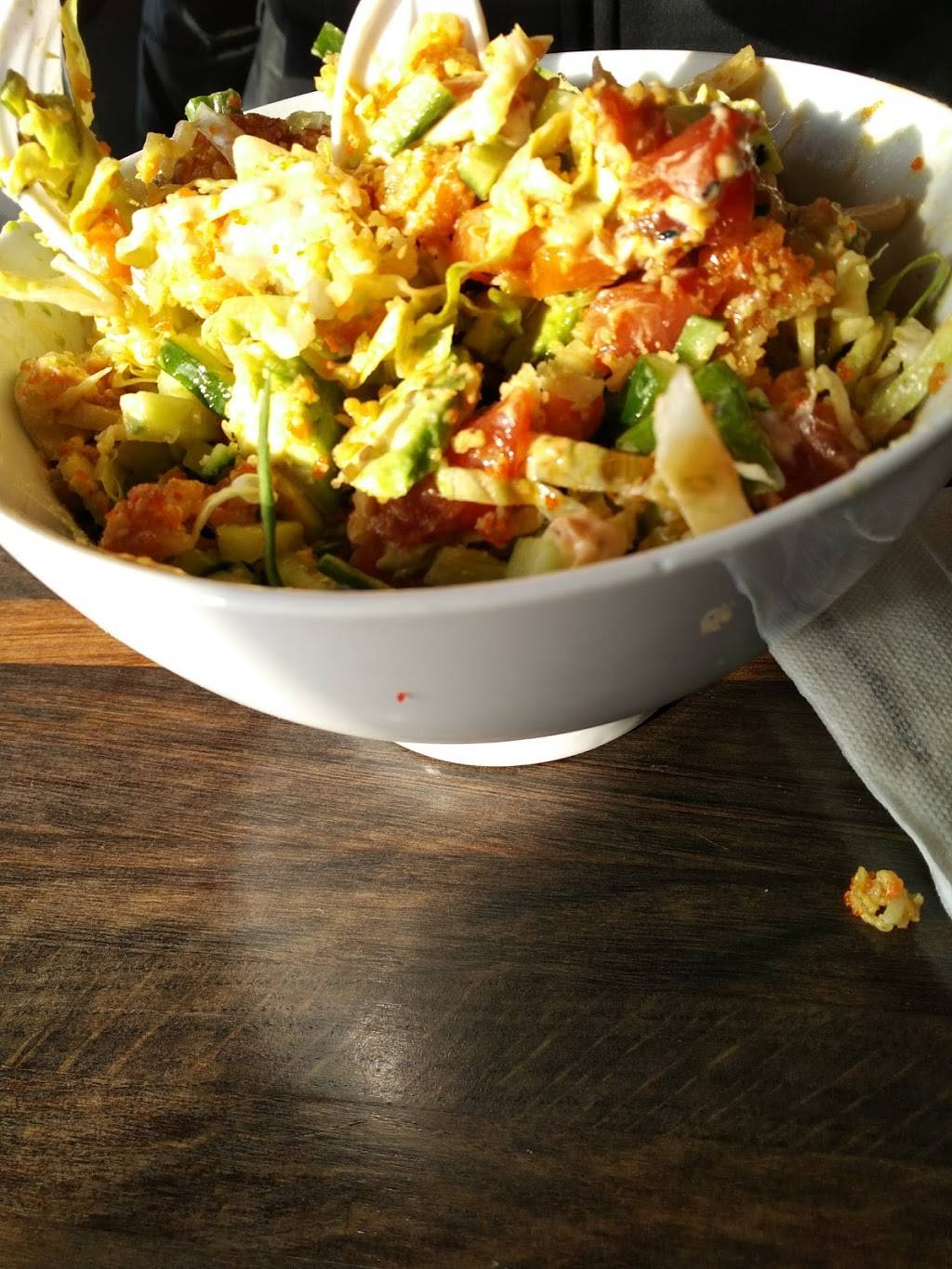 Sushi Shop | restaurant | 190 Boulevard Curé-Labelle, Sainte-Thérèse, QC J7E 2X5, Canada | 4504204408 OR +1 450-420-4408