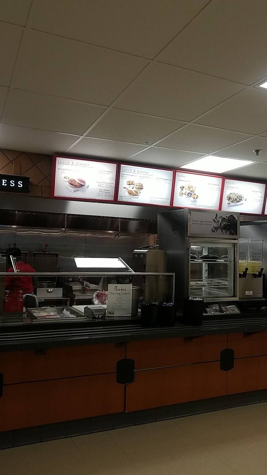 Chick-fil-A | restaurant | Student Center, 1255 Lincoln Dr, Carbondale, IL 62901, USA | 6184531136 OR +1 618-453-1136