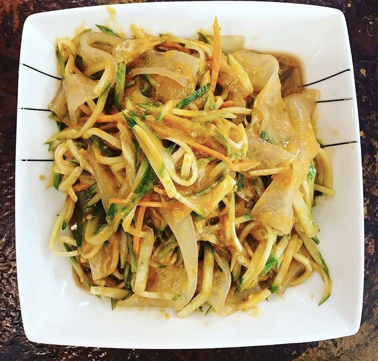 一家人私房菜 | restaurant | 1030 Adelaide St N, London, ON N5Y 2M9, Canada | 5196018868 OR +1 519-601-8868