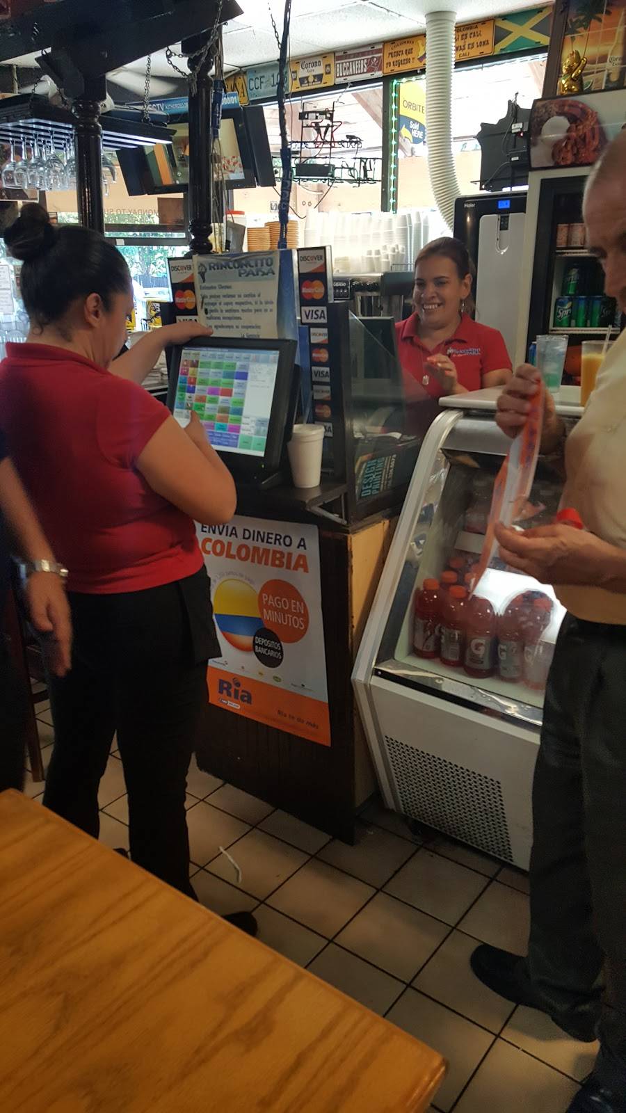 Rinconcito De Alex El Paisa | restaurant | 13037 SW 112th St, Miami, FL 33186, USA | 3053858000 OR +1 305-385-8000