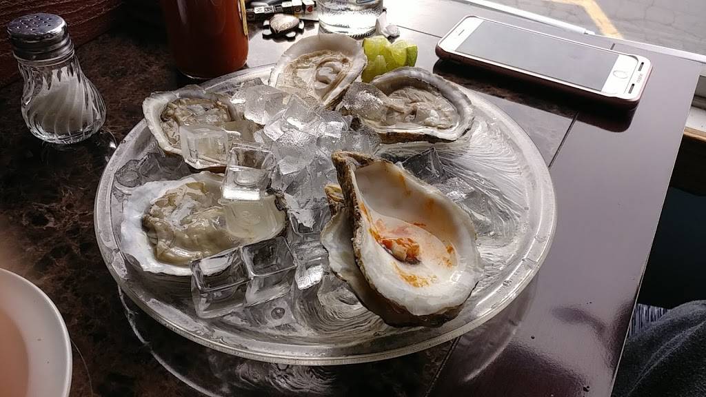 Las Tres Islas Marias | restaurant | 1111 N Fairfield Rd, Round Lake Beach, IL 60073, USA | 8477405120 OR +1 847-740-5120