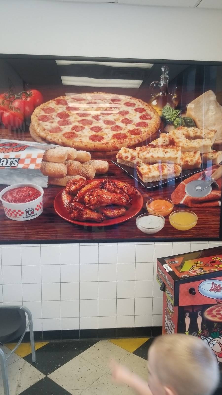 Little Caesars Pizza | meal takeaway | 15619 W Dodge Rd, Omaha, NE 68118, USA | 4023308112 OR +1 402-330-8112