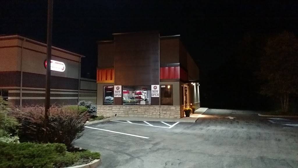 Pizza Hut | restaurant | 1195 N Fairfield Rd, Beavercreek, OH 45432, USA | 9379567676 OR +1 937-956-7676