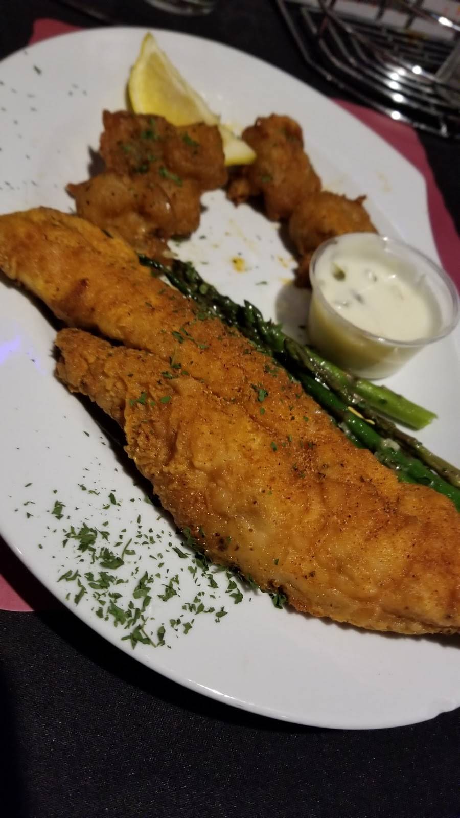 5 Points Grille | restaurant | 239 Richmond Rd, Richmond Heights, OH 44143, USA | 2166009445 OR +1 216-600-9445