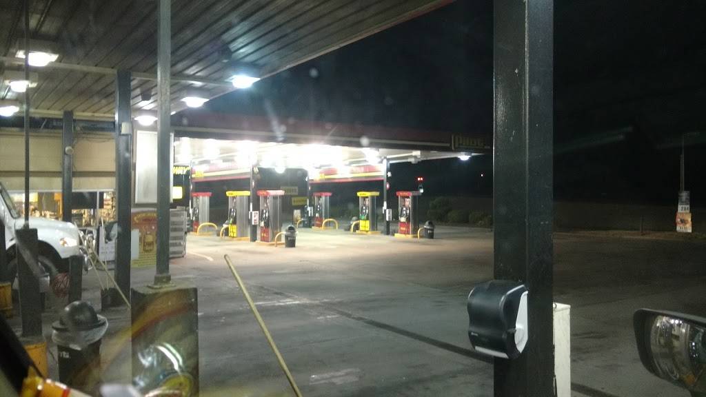 Pilot Travel Center | restaurant | 917 E Elm St, Marston, MO 63866, USA | 5736432320 OR +1 573-643-2320