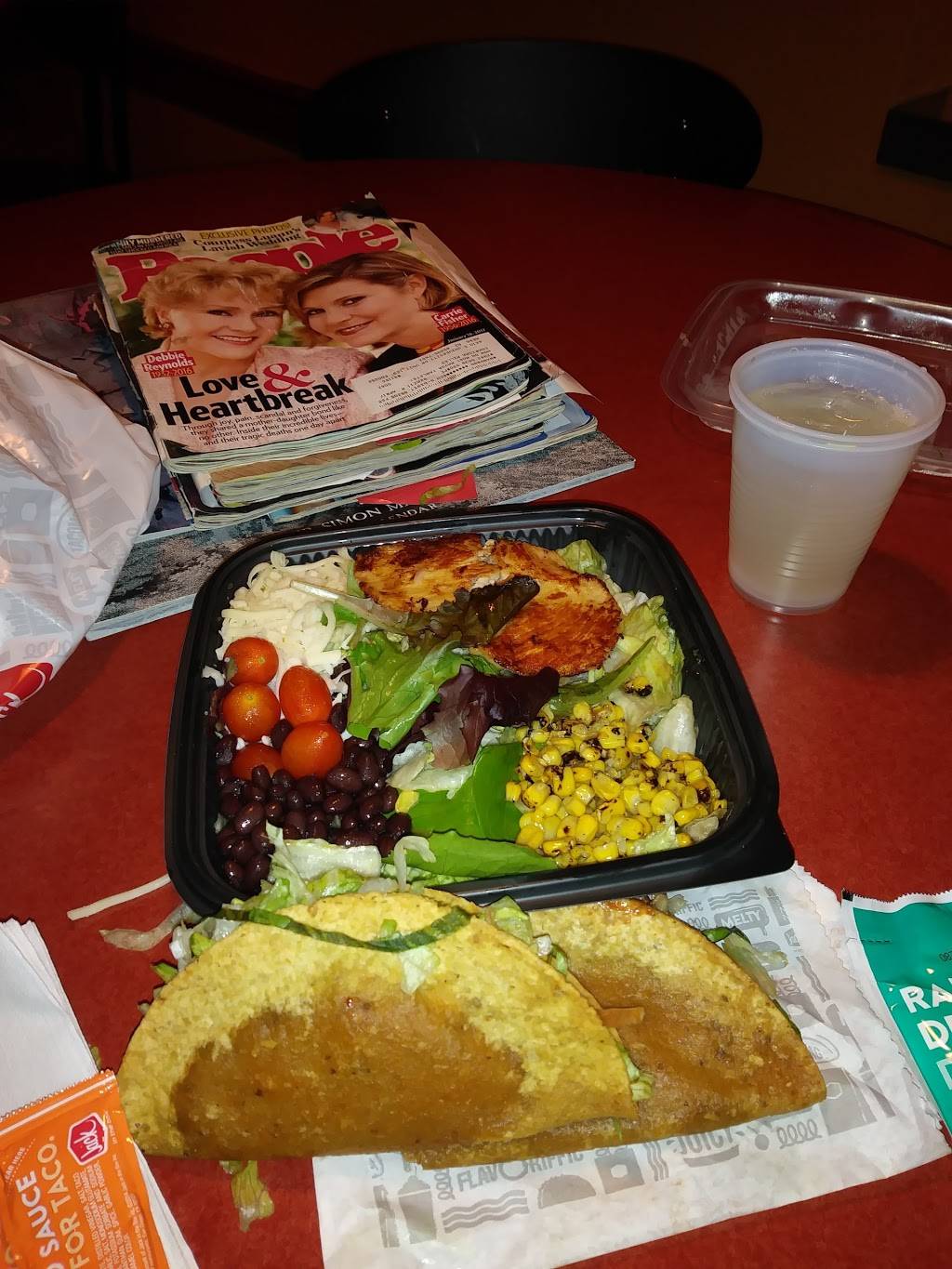 Jack in the Box | restaurant | 2090 N Arizona Ave, Chandler, AZ 85225, USA | 4808215671 OR +1 480-821-5671