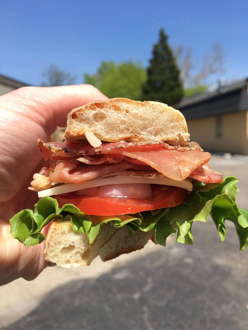 Side Lot Brewery | restaurant | 110 Slocum Lake Rd, Wauconda, IL 60084, USA | 8478650281 OR +1 847-865-0281