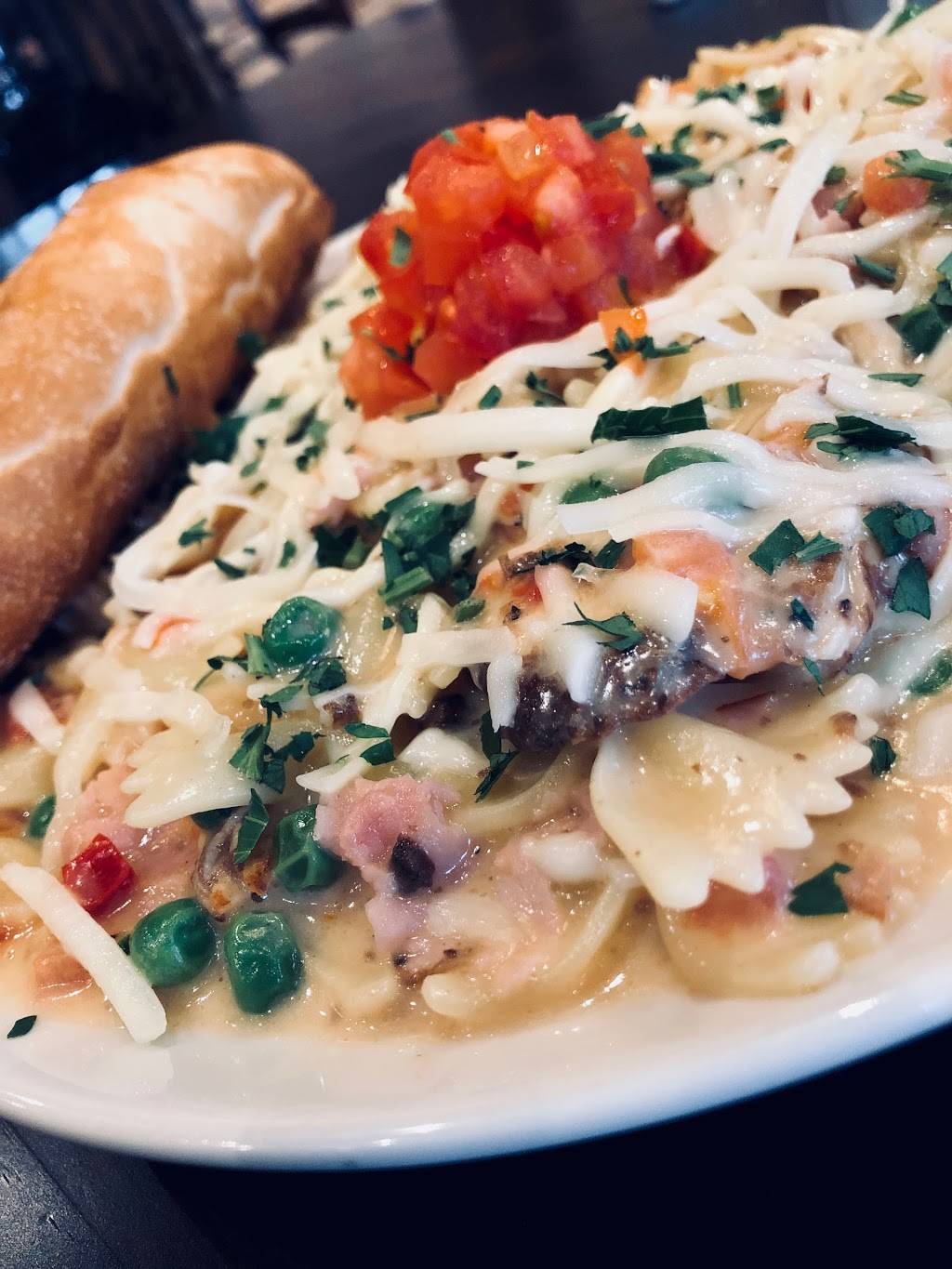 la Madeleine French Bakery & Cafe Norman | restaurant | 1954 24th Ave NW, Norman, OK 73069, USA | 4054161942 OR +1 405-416-1942