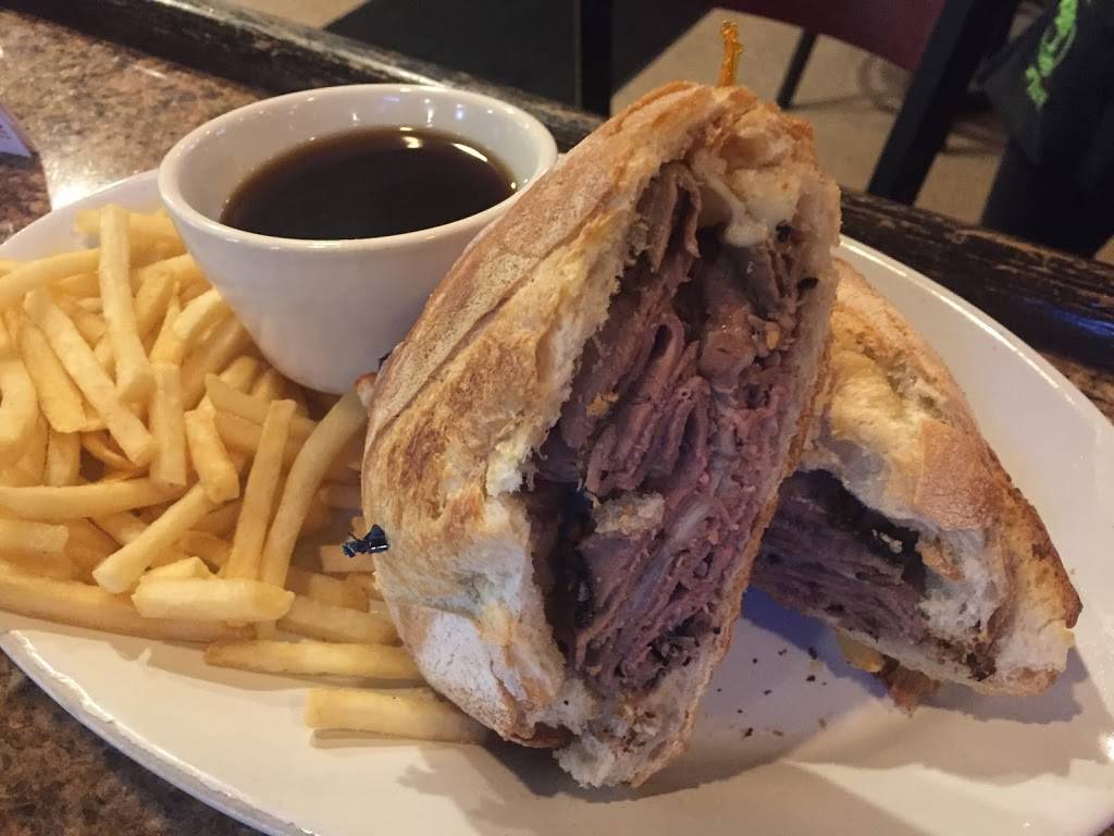 Bora Boras Bar & Grill | restaurant | 11650 13 Mile Rd, Warren, MI 48093, USA | 5863935808 OR +1 586-393-5808