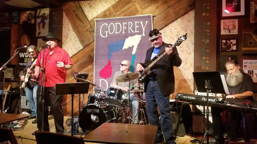 Godfrey Daniels coffee House | restaurant | 7 E 4th St, Bethlehem, PA 18015, USA | 6108672390 OR +1 610-867-2390