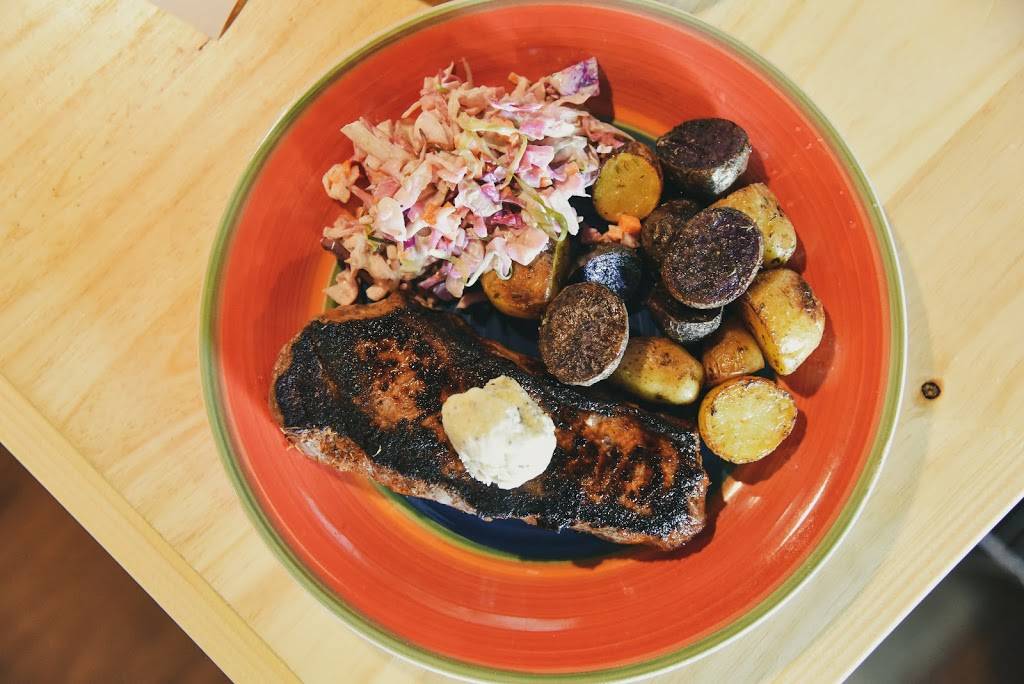 Three Robbers Pub | restaurant | 12 Main St, Bowdoinham, ME 04008, USA | 2076661197 OR +1 207-666-1197