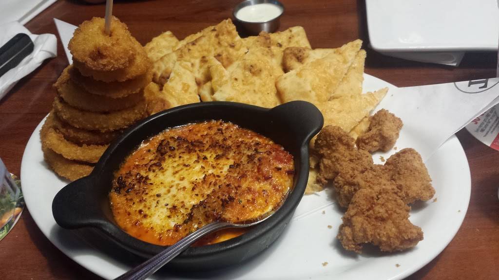 Ruby Tuesday | restaurant | 1067 Western Blvd, Jacksonville, NC 28546, USA | 9103464544 OR +1 910-346-4544