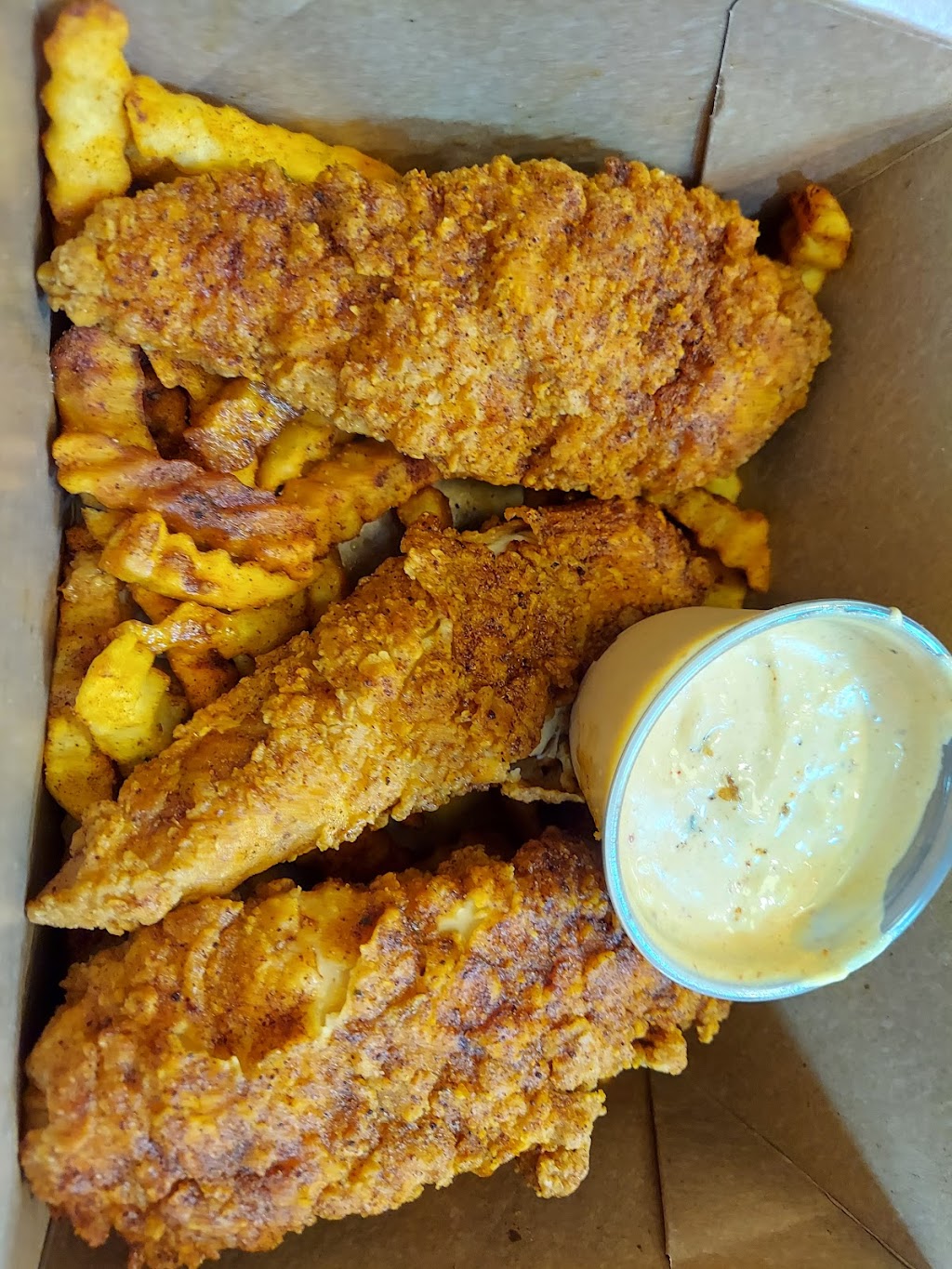 Hawaiian Hot Chicken | restaurant | 11701 Moorpark St, Studio City, CA 91604, USA | 8185053055 OR +1 818-505-3055