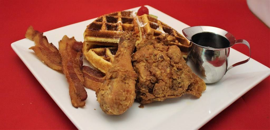 BRANCHES GRILL AND CAFE | restaurant | 155 Crowell Rd, Chatham, MA 02633, USA | 5083481716 OR +1 508-348-1716