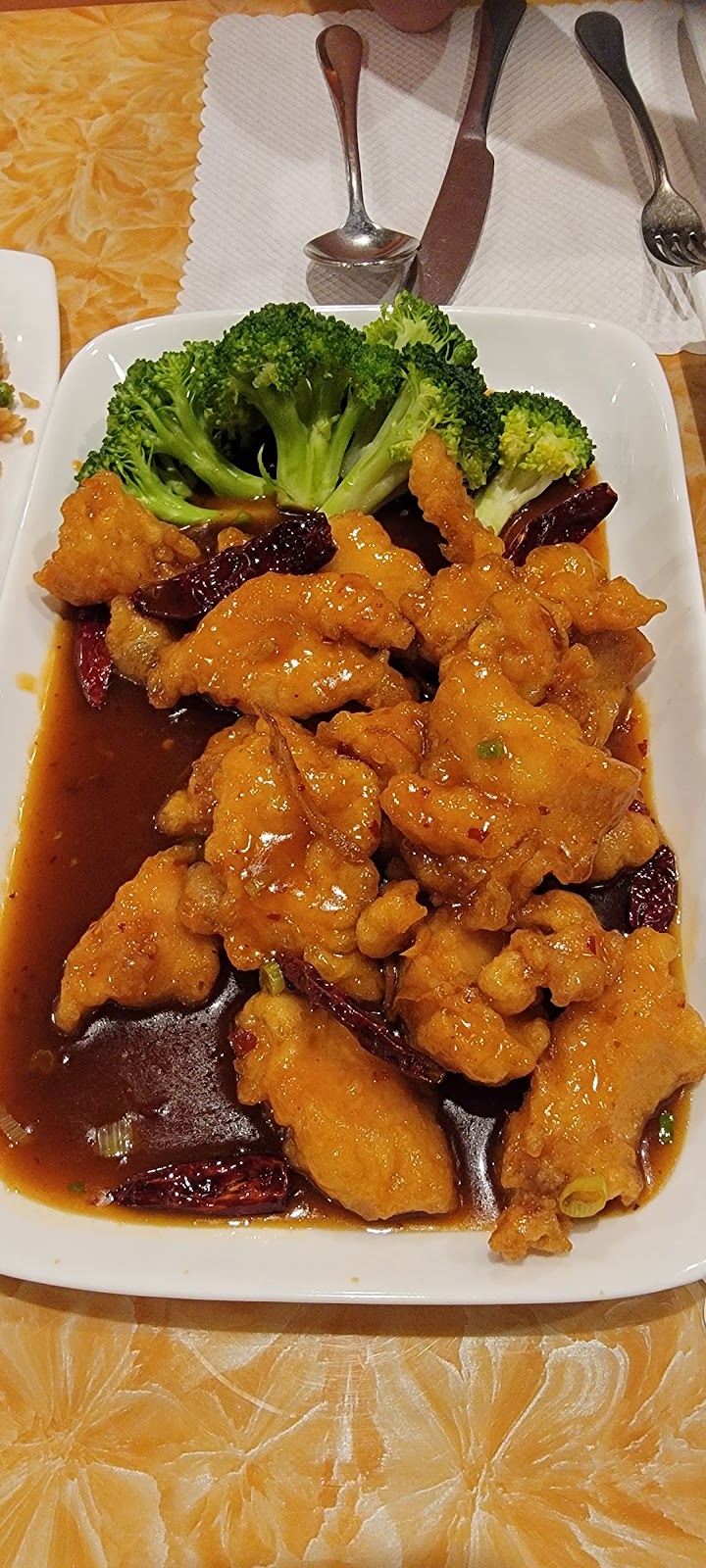 Koi House Cafe | restaurant | 1027 Charles St, North Providence, RI 02904, USA | 4014751272 OR +1 401-475-1272