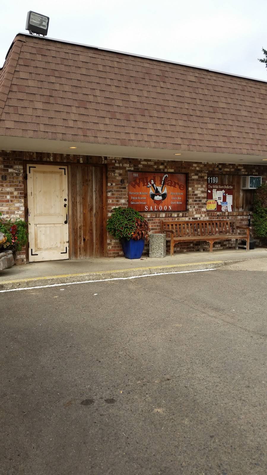 Wild Hare Saloon Canby | restaurant | 1190 SW 1st Ave, Canby, OR 97013, USA | 5036514273 OR +1 503-651-4273