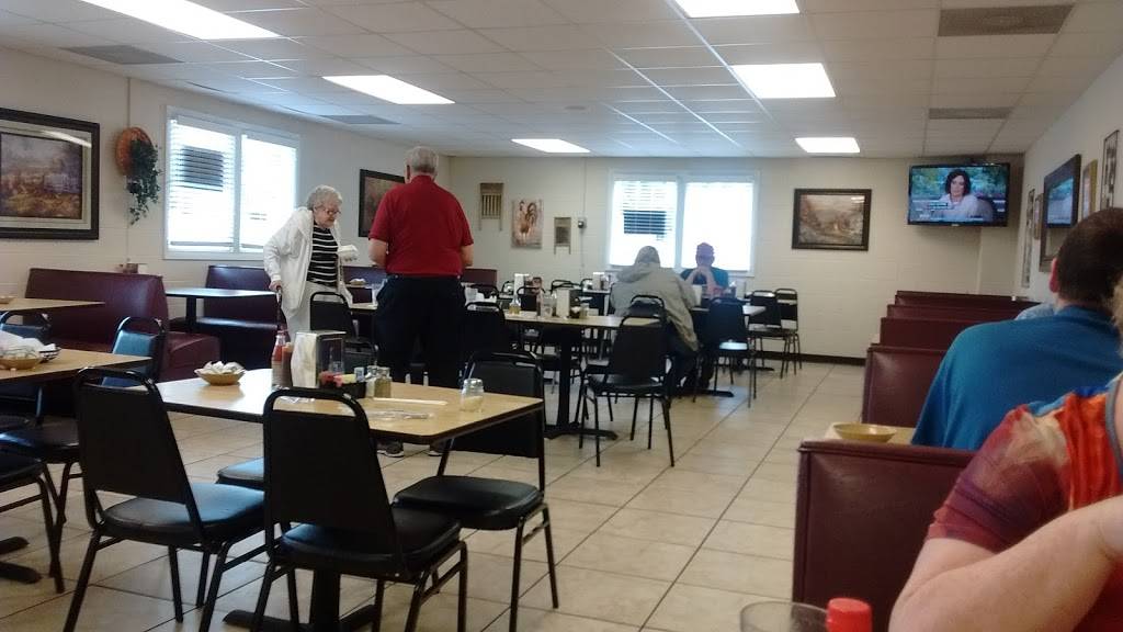 Billys Barbeque Family Restaurant | restaurant | 1127 W Charlotte Ave, Mt Holly, NC 28120, USA | 7048278747 OR +1 704-827-8747